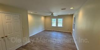 5011 Highcrest Drive Gallery 3