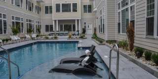 Aqua on 25th Gallery 44