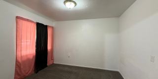 4 Bedroom 2 Bathroom House with Fenced Yard & 1 Car Garage 4 Bedroom 2 Bathroom House with Fenced Yard & 1 Car Garage Gallery 6