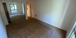 Charming Updated 1 Bedroom Apartment in Oakland Adams Point Neighborhood Gallery 12