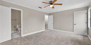 679 Anderson Walk Gallery 17