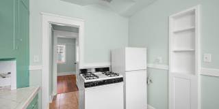 Charming Sherman Heights 2-Bedroom, Available Now! Gallery 24