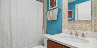 Spacious and Light Filled One Bedroom in Petworth with Parking! Gallery 17