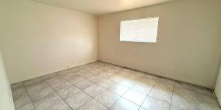 VERY NICE 2BED/1BATH WITH HUGE BACKYARD Gallery 8