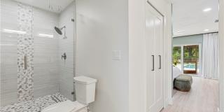 2412 La Salle Avenue Gallery 14