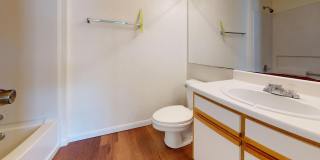 University Place Condo - Building 515, Unit 201 Gallery 6