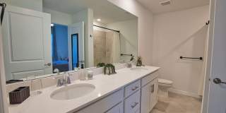 Seasonal Short-Term 3 Bedroom 2 Bathroom First Floor Condo located in Wellen Golf & Country Club! Gallery 33