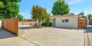 7322 Lindley Avenue Gallery 1