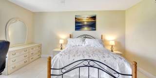 5715 FAIRWAY PARK Drive Gallery 26