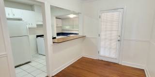 1112 Polk Ave Pensacola. MOVE IN SPECIAL: HALF OFF first full month of rent!!! Gallery 7