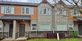 Beautiful Home in Champion Village, Sandy, OR! Gallery 1