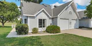 Crystal Bay Townhomes Gallery 9