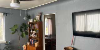 Charming 2BR House in Denver Gallery 7