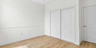 308 Island Way Gallery 23