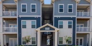 53 West Luxury Apartments Gallery 74