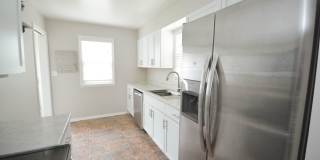 Impeccable updated home just blocks from downtown! Gallery 4