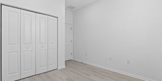 4404 Longwood Lake Square Gallery 51