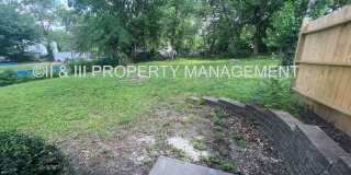 310 W Poplar Gallery 10
