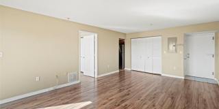 406 S CEDAR AVENUE Gallery 21