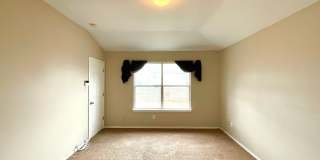 Charming 3-Bedroom Cul-de-Sac Home with Fenced Yard & Garage! Gallery 30