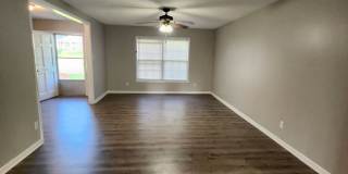 Spacious Brick Home with Modern Upgrades & Huge Fenced Yard in Valdosta! Gallery 6