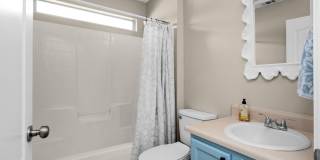 Charming 3-Bedroom Home in a Great Neighborhood with Pool & Park Access! Gallery 15