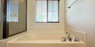 4 bed, 3 bath located in Eastvale, CA! 4 bed, 3 bath located in Eastvale, CA! Gallery 36