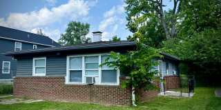 Cozy 3 Bedroom/1 Bath Cozy 3 Bedroom/1 Bath Gallery 1