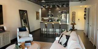 215 S Kansas St Gallery 4