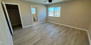 Beautiful Brand New 2 Story Home Gallery 11