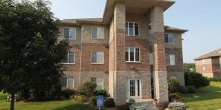 Spacious 2 bedroom 2 bath - 4385 Berkeley Lane in Iowa City! Spacious 2 bedroom 2 bath - 4385 Berkeley Lane in Iowa City! Gallery 1