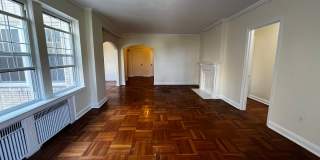 Royal York Gallery 1