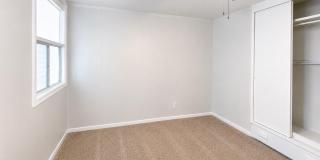 4821 24th Street Gallery 20