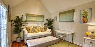 7 Marblehead Road Gallery 19