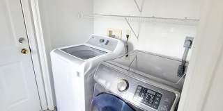 Charming 2BR House in Raleigh Gallery 29