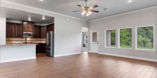 3 bed 2 bath ( Columbia Lakes) Gallery 1