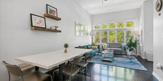 1816 S Calumet Avenue Gallery 4