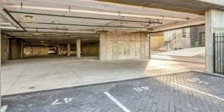 Stunning one bedroom unit in The Wedgewood section of town. Gallery 48