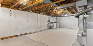 3374 Burbank Drive Gallery 21
