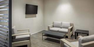 Windsor Addison Gallery 17