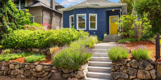 Stylish Queen Anne Bungalow with Vibrant Curb Appeal Gallery 1