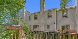 2852 YARN Court Gallery 42