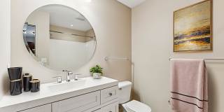 Crocker Park Living Gallery 16