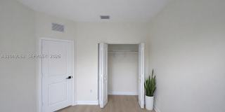 323 NE 208th Ter Gallery 21