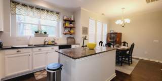 Great end unit in Waters Edge! Master on the main! Gallery 5