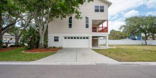Coastal Retreat Steps from the Sand in Indian Rocks Beach Coastal Retreat Steps from the Sand in Indian Rocks Beach Gallery 42