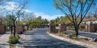 2413 W SIENNA BOUQUET Place Gallery 1