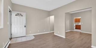 Charming 3BR Duplex in Dunmore Gallery 1