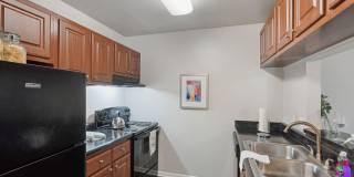 Lake Forest Gallery 7