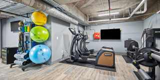 The Falstaff Gallery 28